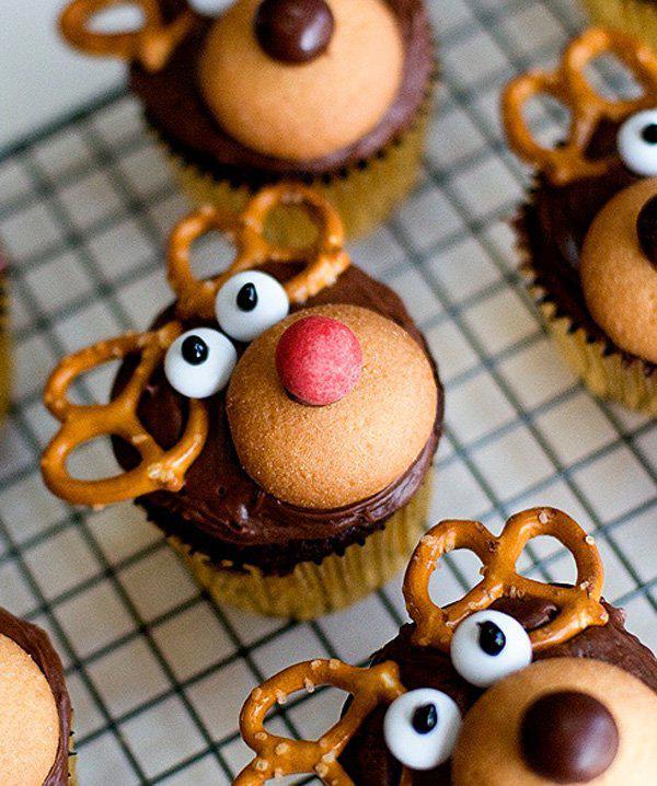 rudolph-the-red-nose-rendeer-cupcakes