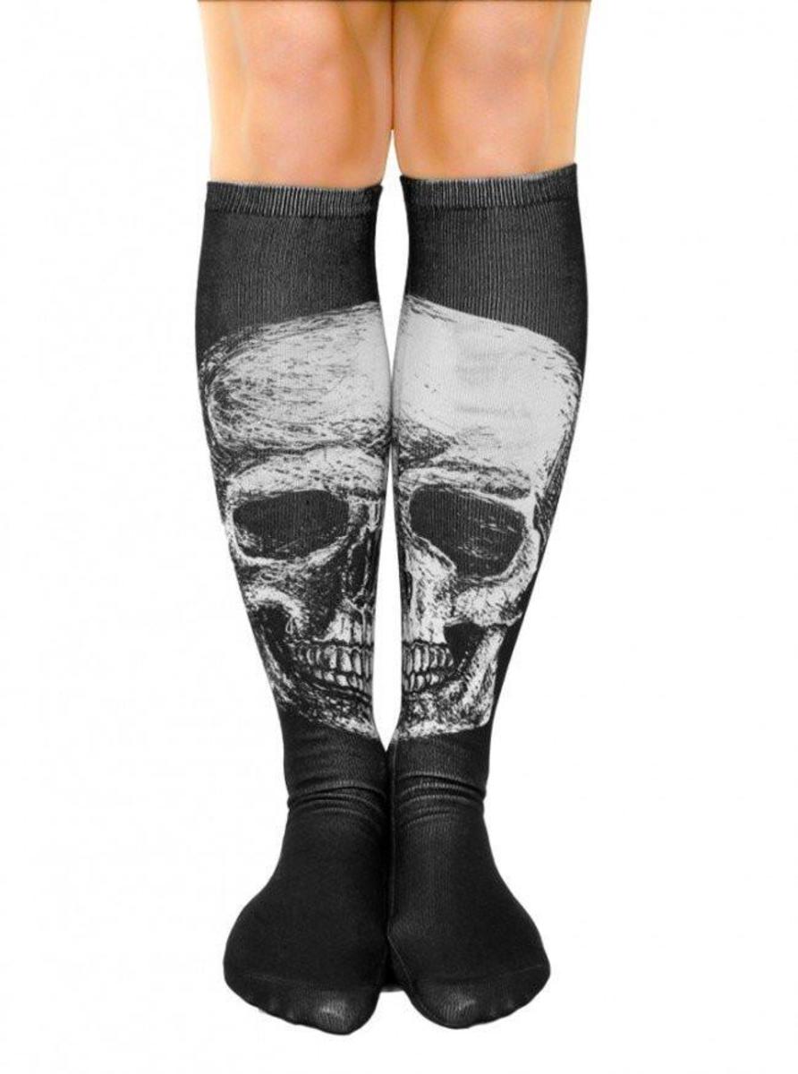 SKULL KNIEHOHE SOCKEN VON INKED