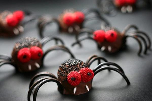 Spider brownie kousne!