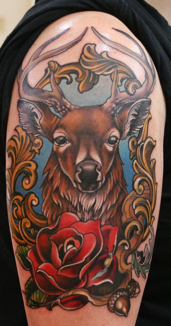 Efektní tetování jelena