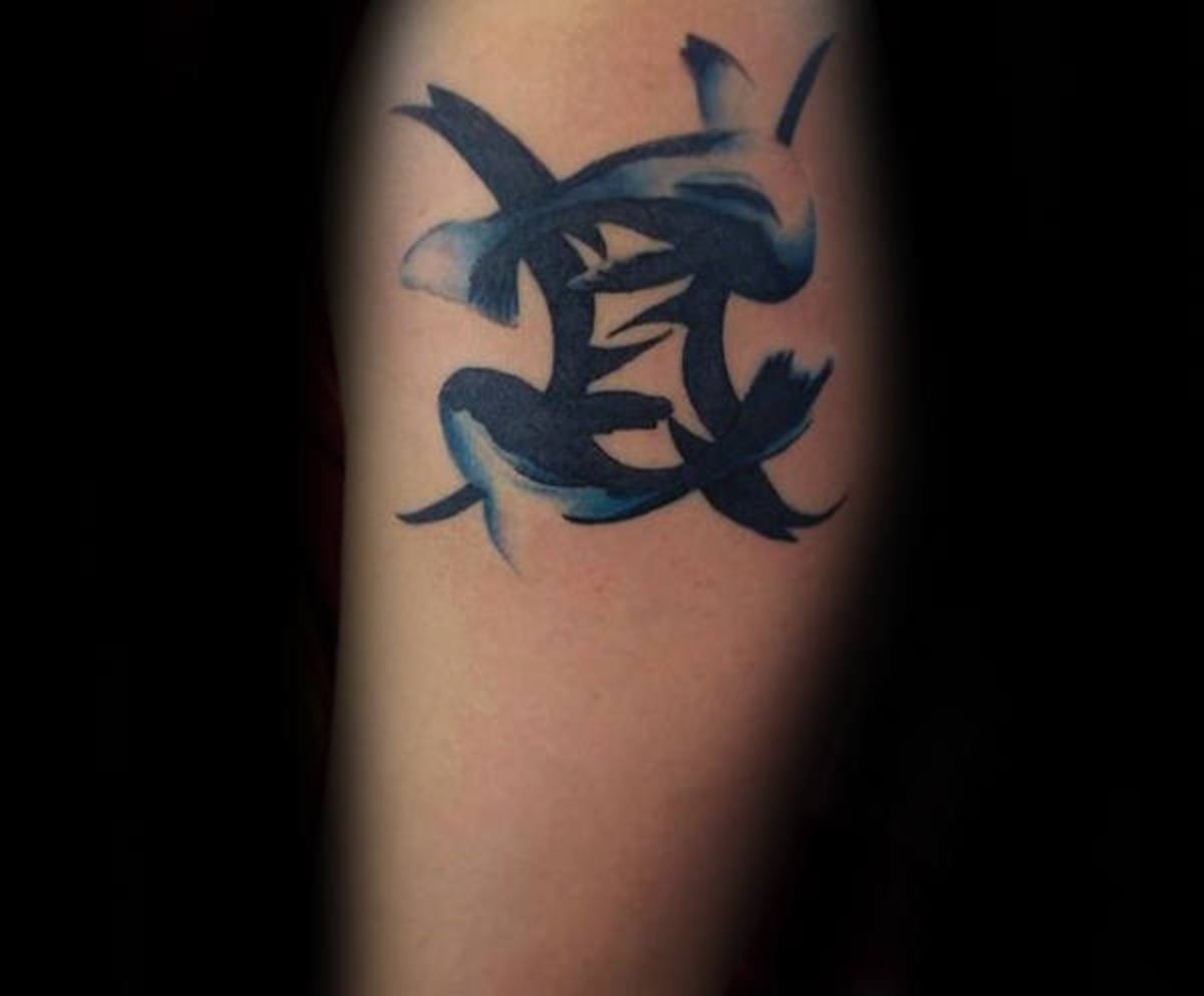 kreative-fische-männliche-arm-tattoo-inspiration