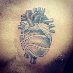 50 Basketball-Tattoos, die einfach so erstaunlich sind, sie sind ein Slam Dunk