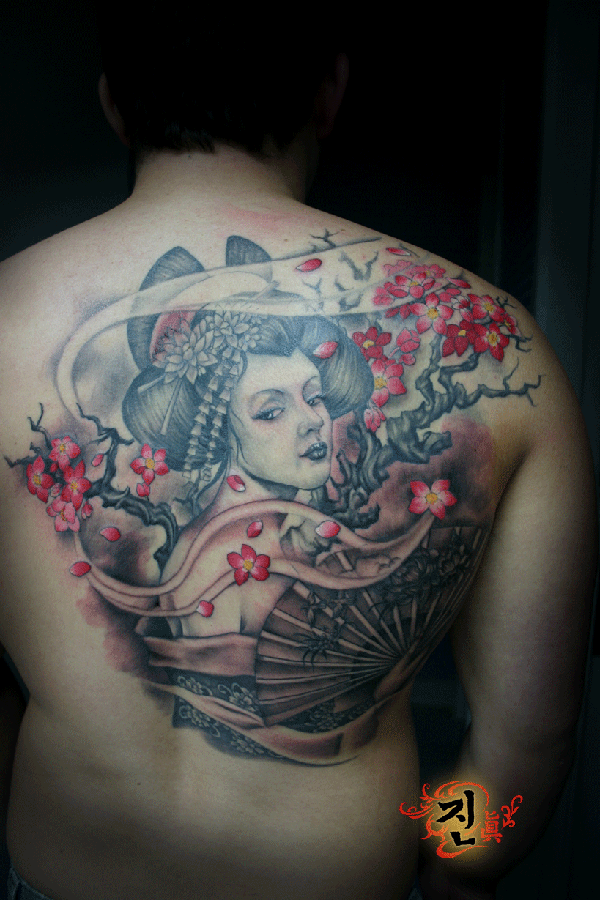 Geisha Halfback Tattoo