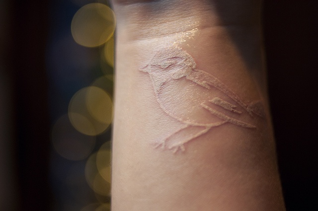 50 besten Tattoos mit weißer Tinte