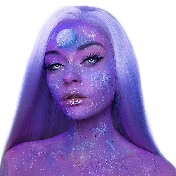 Blaue Galaxie Halloween Make-up
