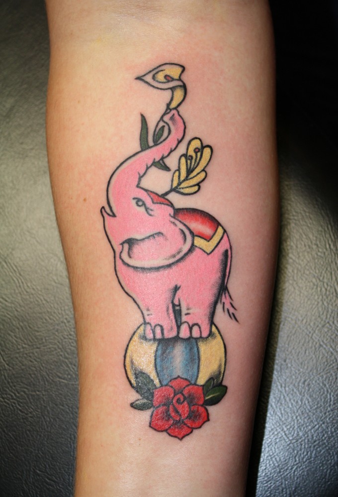 50 Original-Elefanten-Tattoo-Designs. # 7 ist Genie.