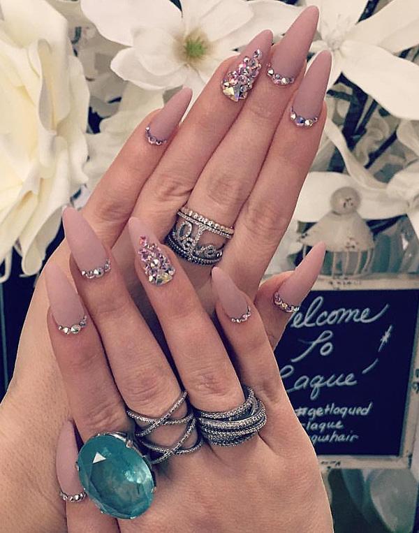 rhinestone-nail-art-34