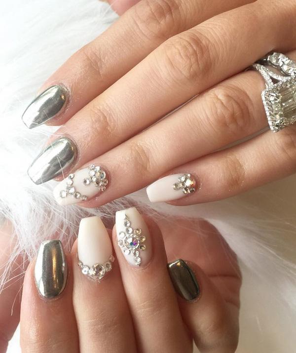 rhinestone-nail-art-37