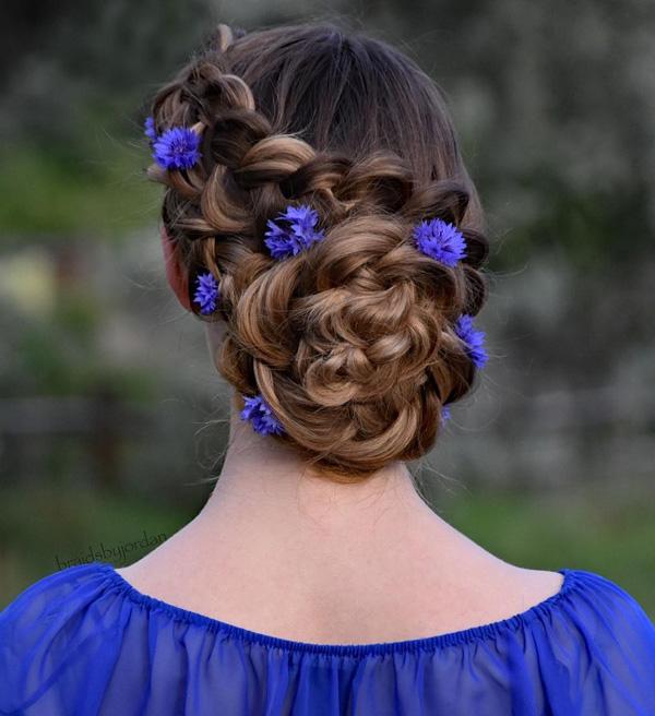 updos-pro-dlouhé vlasy-26