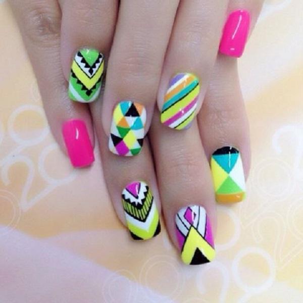 Abstraktní nail art-35