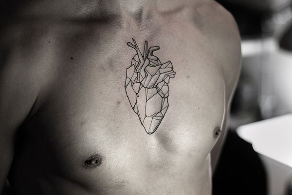 55 erstaunliche Herz-Tattoos, um dein Herz zu schmelzen