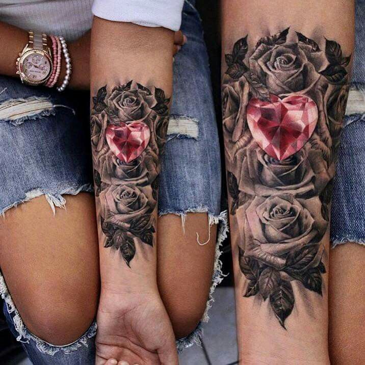 55 erstaunliche Herz-Tattoos, um dein Herz zu schmelzen