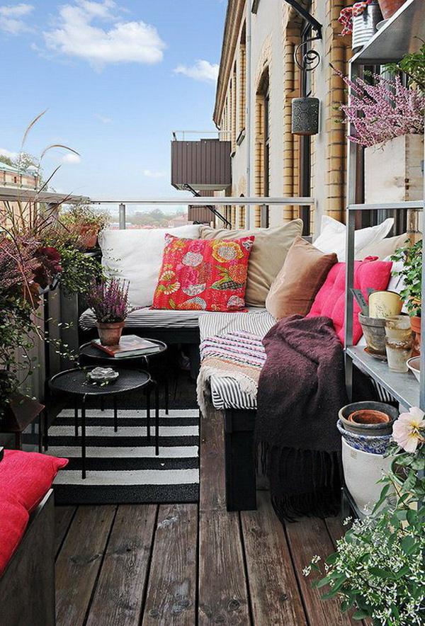 Amazing-Decorating-Ideas-for-Small-Balcony-25