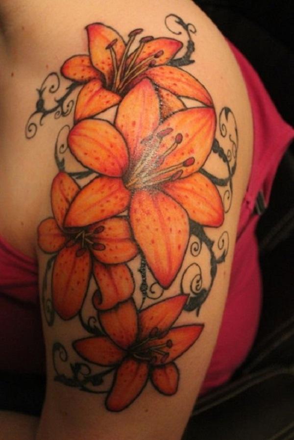 Návrhy tetování krásné tygří lilie a význam pro dívku na rukávu