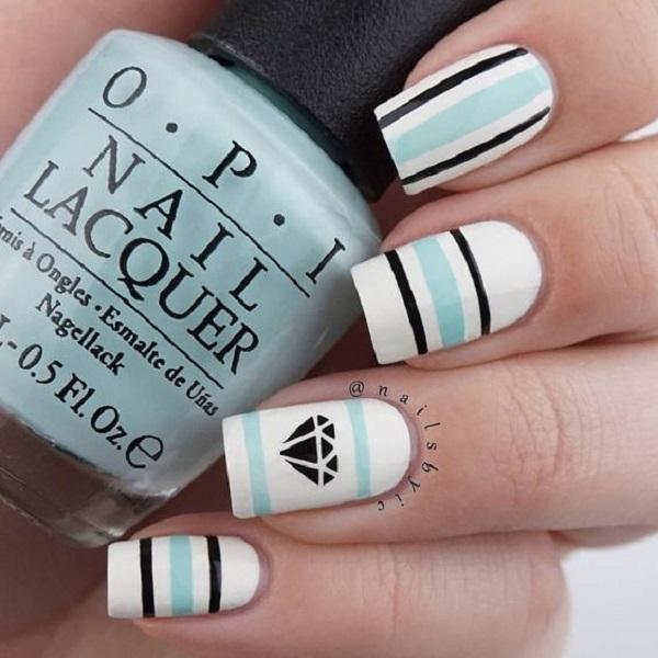 Stripes Nail Art