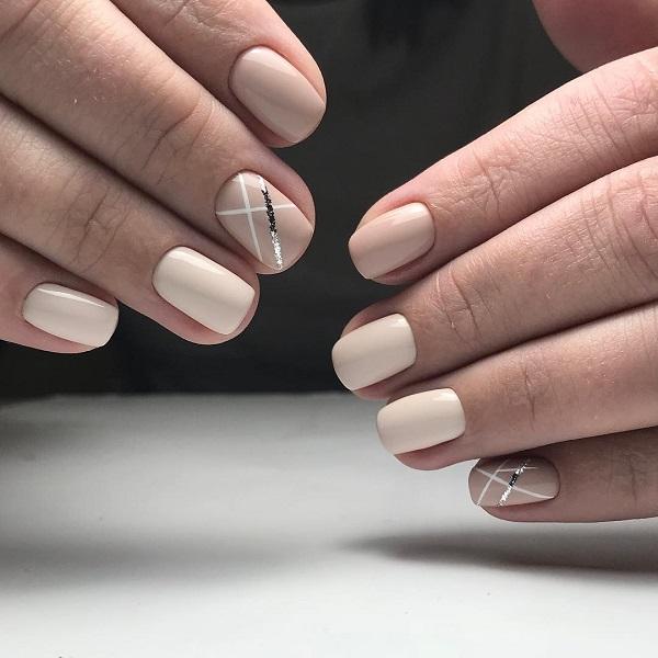 Streifen Nail Art