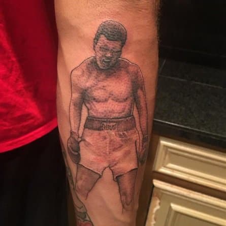 Mike Evans ' Ali tetování.