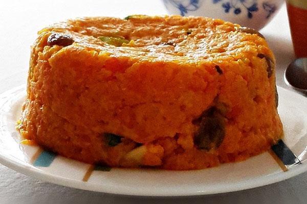 cazuela de cuajada en una olla de cocción lenta