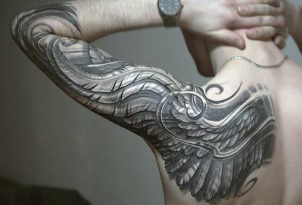 Engelsflügel Arm Tattoo