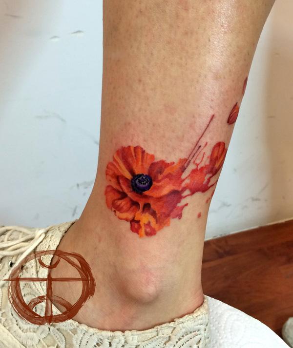 Mohn Knöchel Tattoo