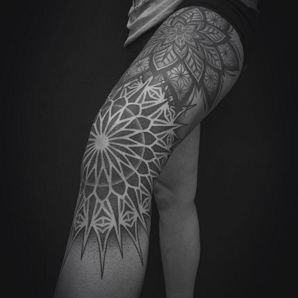 Mandala Liebe Tattoo für Frauen