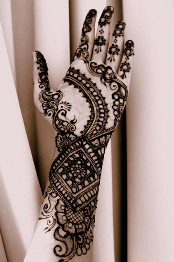 60 atemberaubende Henna-Tattoos und Designs, die zu unglaublich sind, um sie zu beschreiben