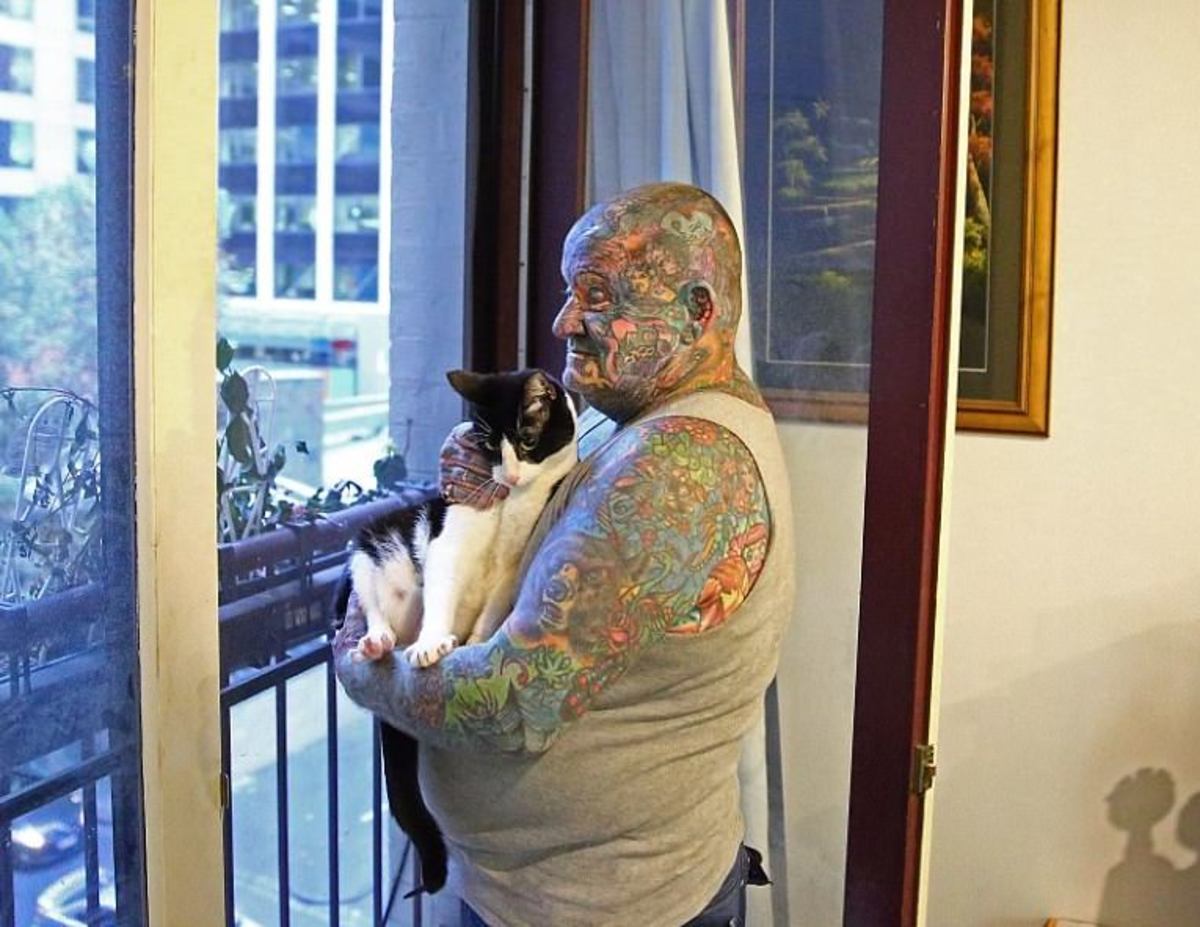 John kenney, 60 Jahre alte Tattoos, alt und tätowiert, Gangster-Tattoos, Gesichts-Tattoos, Mann-Tattoos am ganzen Körper aus Selbsthass, Finger abgeschnitten