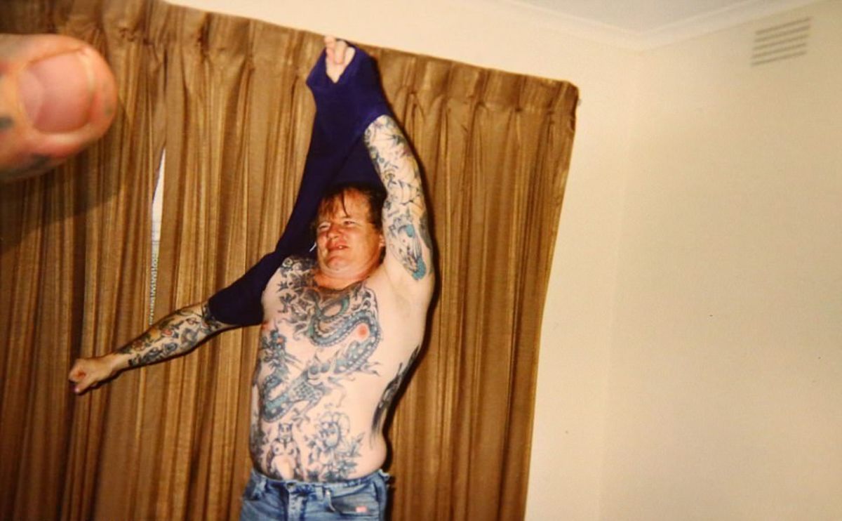 John kenney, 60 Jahre alte Tattoos, alt und tätowiert, Gangster-Tattoos, Gesichts-Tattoos, Mann-Tattoos am ganzen Körper aus Selbsthass, Finger abgeschnitten