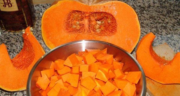 pelar y moler la calabaza