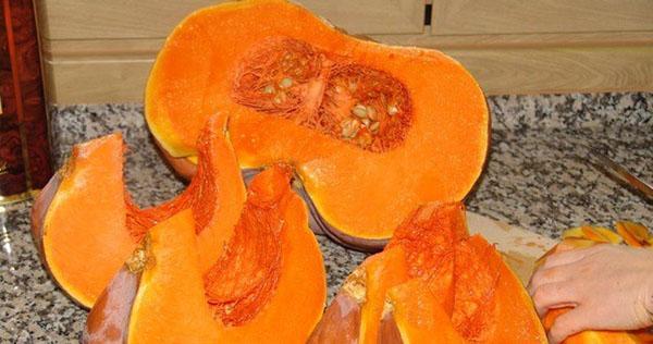 cortar y limpiar la calabaza