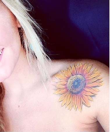 73 Kragenknochen-Tattoos, die begeistern werden. Tattoo Fotos und Design