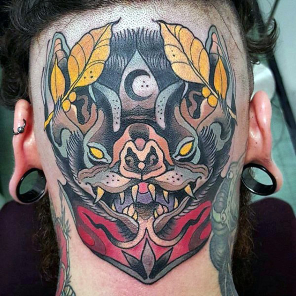 tätowierung, tätowierer, tattoo-idee, tattoo-inspiration, tattoo-design, kopftätowierung, eingefärbt, inkedmag