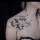 tätowierung, tätowierer, feines linientattoo, schwarz-graues tattoo, tattoo-idee, tattoo-inspiration, tattoo-kunst, eingefärbt, inkedmag