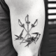 tätowierung, tätowierer, feines linientattoo, schwarz-graues tattoo, tattoo-idee, tattoo-inspiration, tattoo-kunst, eingefärbt, inkedmag
