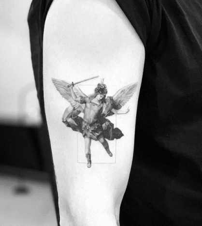 tätowierung, tätowierer, feines linientattoo, schwarz-graues tattoo, tattoo-idee, tattoo-inspiration, tattoo-kunst, eingefärbt, inkedmag