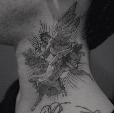 tätowierung, tätowierer, feines linientattoo, schwarz-graues tattoo, tattoo-idee, tattoo-inspiration, tattoo-kunst, eingefärbt, inkedmag