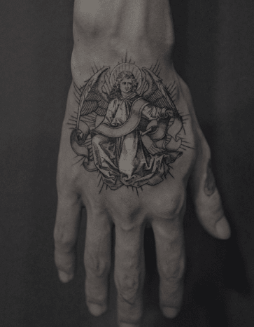 tätowierung, tätowierer, feines linientattoo, schwarz-graues tattoo, tattoo-idee, tattoo-inspiration, tattoo-kunst, eingefärbt, inkedmag