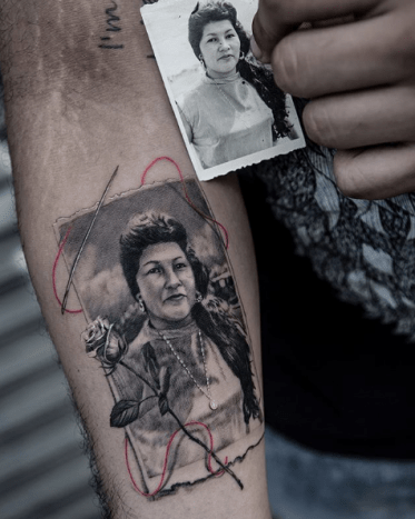 tätowierung, tätowierer, feines linientattoo, schwarz-graues tattoo, tattoo-idee, tattoo-inspiration, tattoo-kunst, eingefärbt, inkedmag