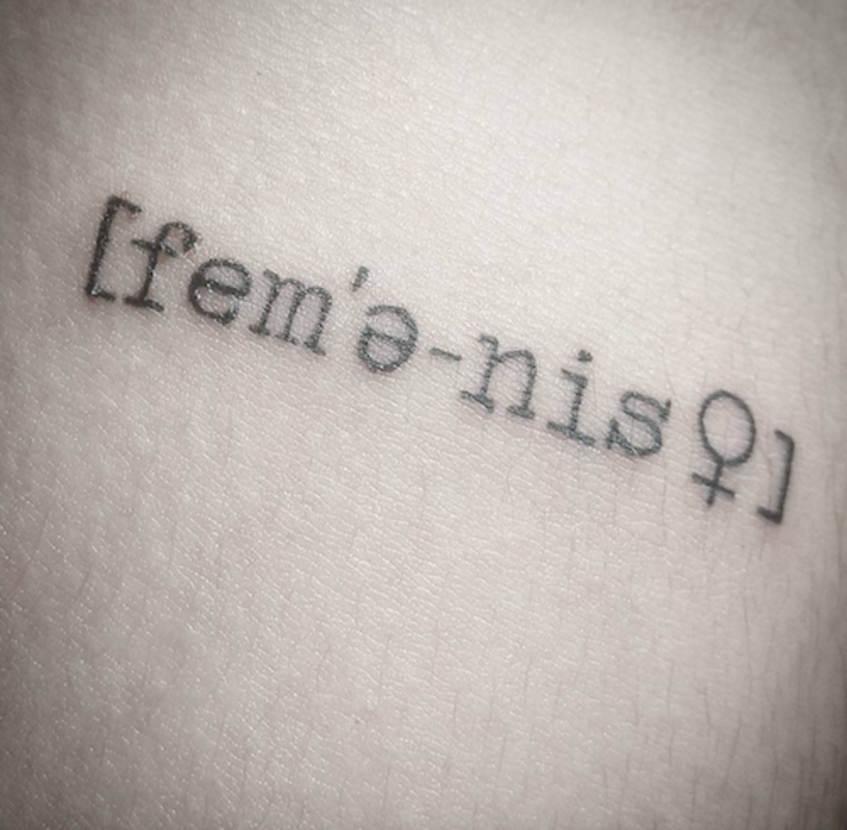 maličká-feministka-tetování-feminismus