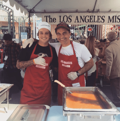 Ryan Sheckler Profesionální skateboardista je také docela aktivista. Jako spoluzakladatel Shecklerovy nadace pracuje 25letý