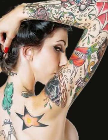 eingefärbtes Magazin, Tattoo-Inspiration, Tattoo-Kunst, Tattoo-Design, feminine Ärmel, Ärmeltätowierung, Tätowierer