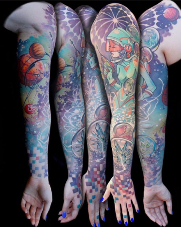 Tattoo von @teresasharpeartSobald du deine Ideen eingegrenzt hast, ist es an der Zeit, einen Künstler zu finden. Und wenn es darum geht, eine Hülle zu bekommen, die letztendlich mehrere Sitzungen in Anspruch nehmen wird, empfehlen wir, jemanden in relativer Nähe zu finden. Egal, ob dies ein Tätowierer in Ihrer Stadt oder ein oder zwei Bundesstaaten ist, es ist an der Zeit, sich mit den Künstlern da draußen vertraut zu machen.