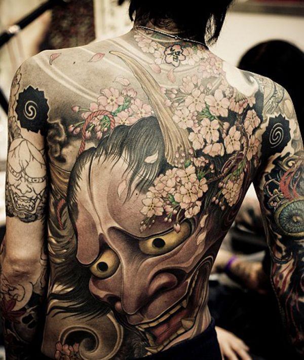 Japonské démonické tetování