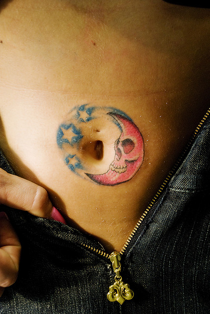 91 Mond-Tattoos, die nicht von dieser Welt sind