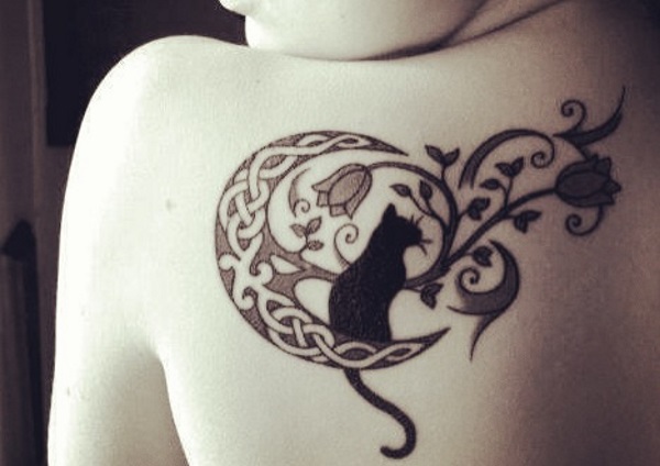 91 Mond-Tattoos, die nicht von dieser Welt sind