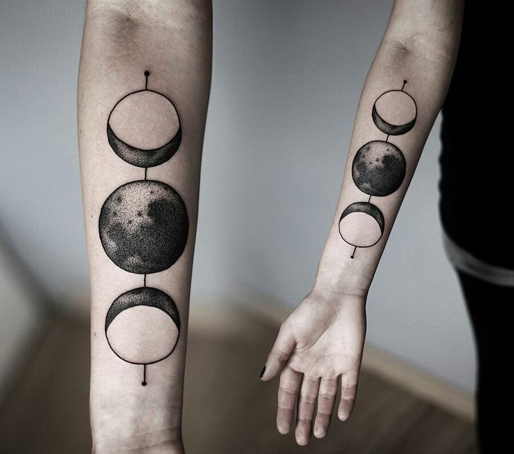 91 Mond-Tattoos, die nicht von dieser Welt sind