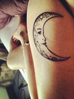 91 Mond-Tattoos, die nicht von dieser Welt sind