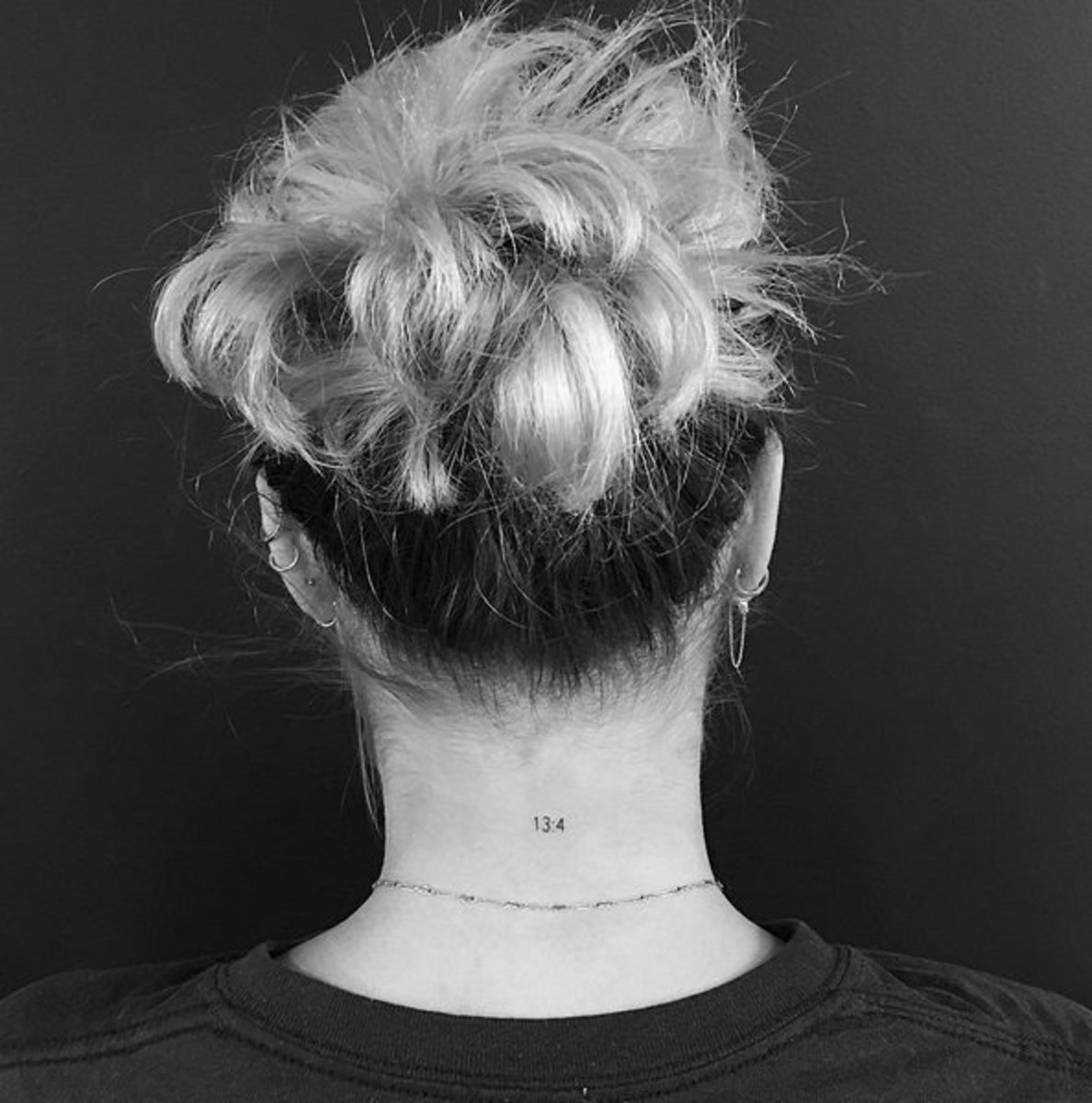 Sofia Richie Hals Tattoo