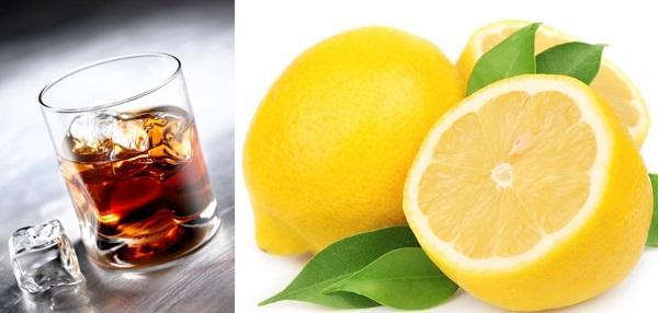 ingrédients du cocktail - cognac et citron