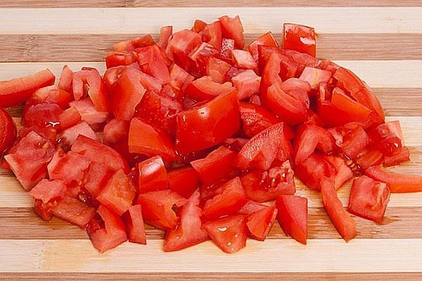 picar los tomates